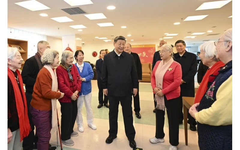 习近平：&ldquo;老&rdquo;是我们的财富，&ldquo;小&rdquo;是我们的未来