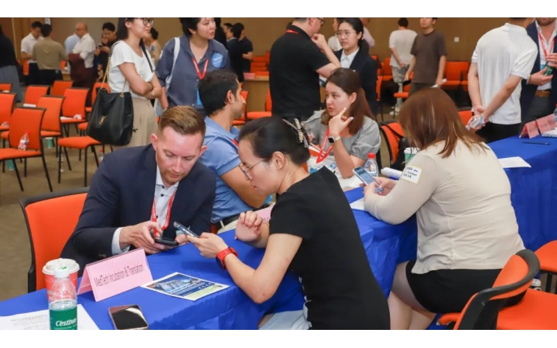 中外名企齐聚、6大专区洽谈！直击博鳌乐城生命健康企业产业对接会