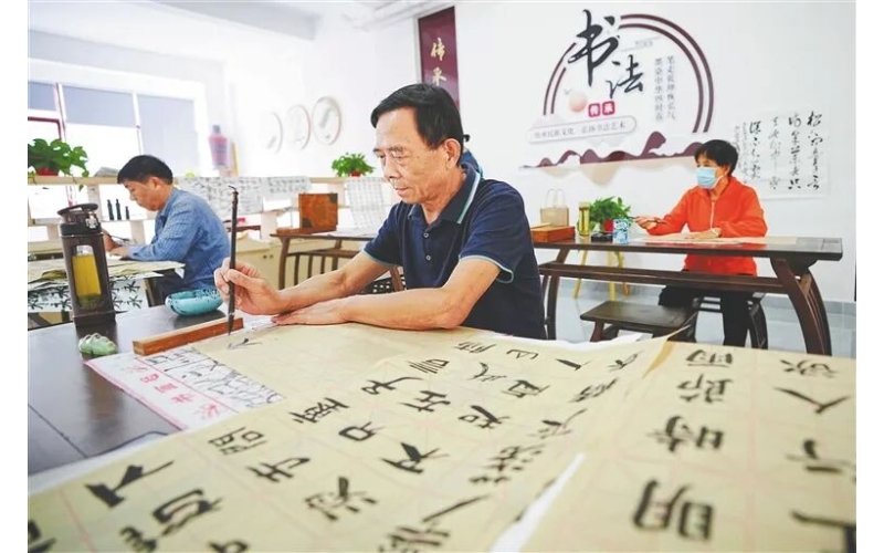 当&ldquo;养老&rdquo;遇见&ldquo;诗与远方&rdquo;，海南为老年人打开全新生活方式